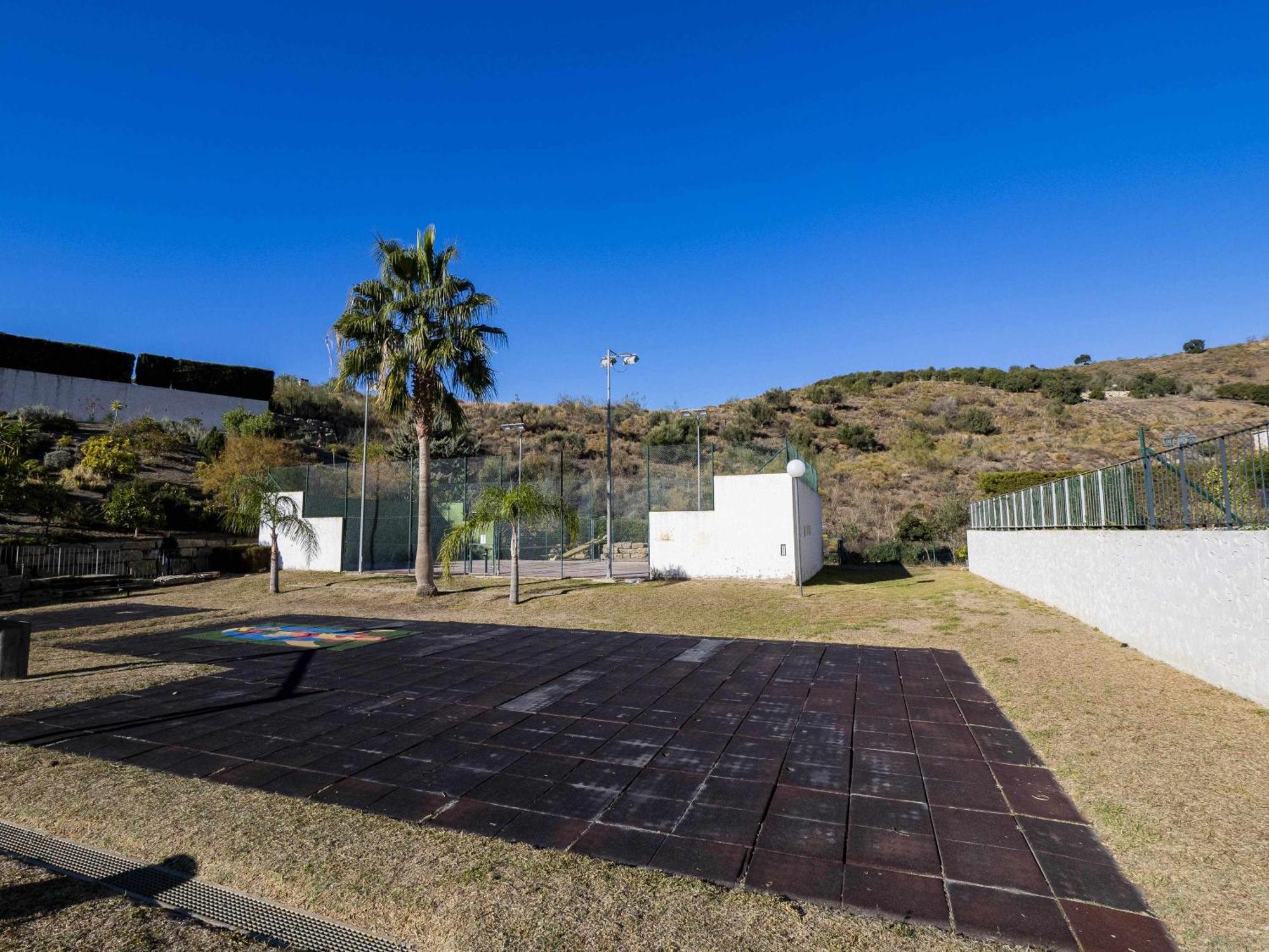Atico Con Vistas Al Mar Piscina Y Parking Apartment Malaga Bagian luar foto