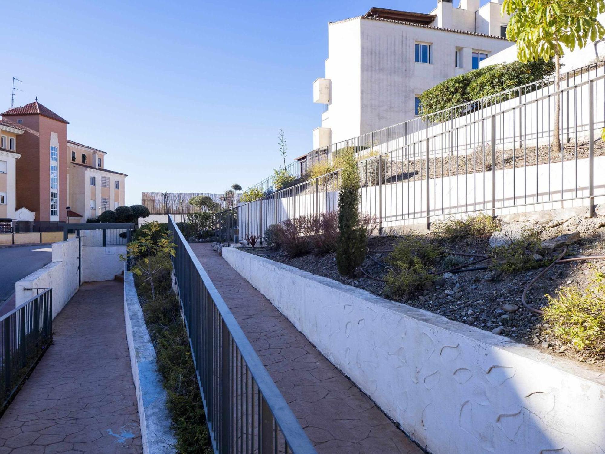 Atico Con Vistas Al Mar Piscina Y Parking Apartment Malaga Bagian luar foto