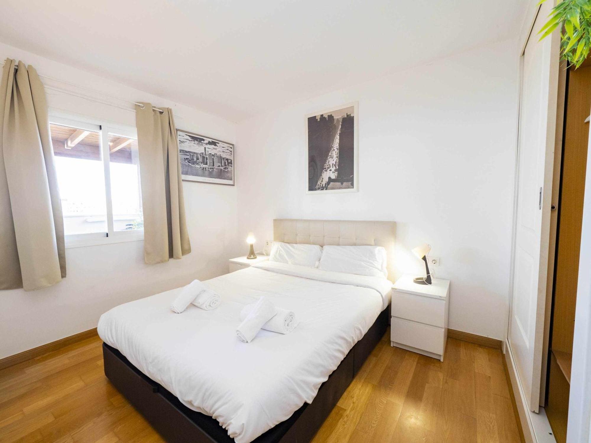 Atico Con Vistas Al Mar Piscina Y Parking Apartment Malaga Bagian luar foto
