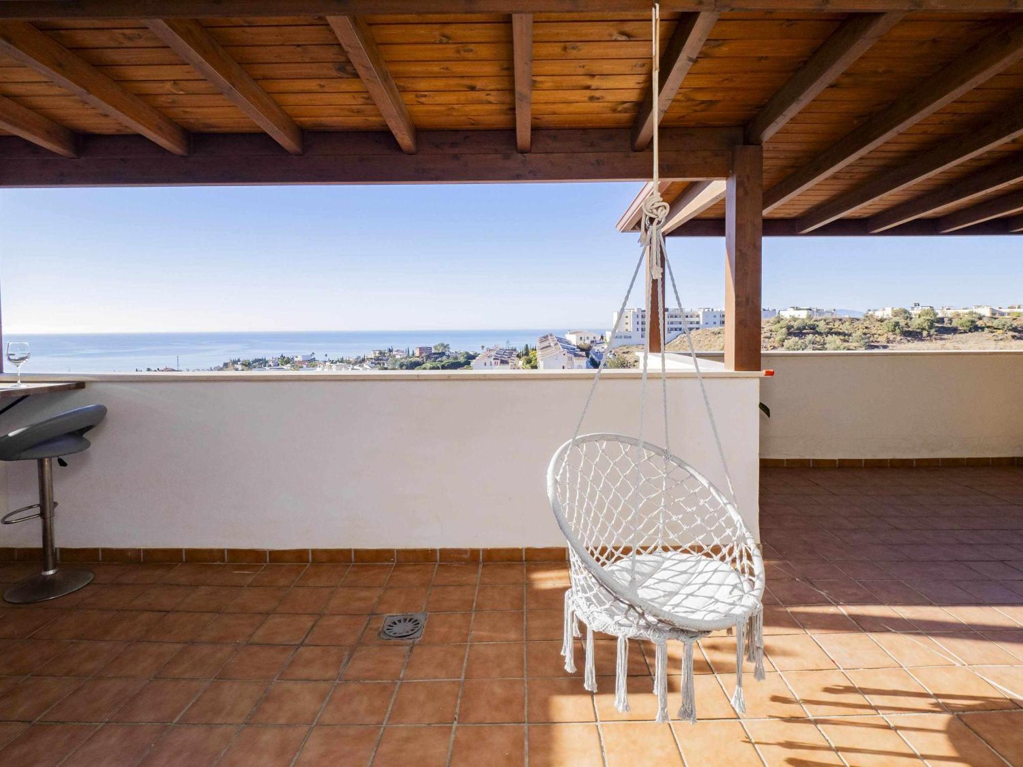 Atico Con Vistas Al Mar Piscina Y Parking Apartment Malaga Bagian luar foto