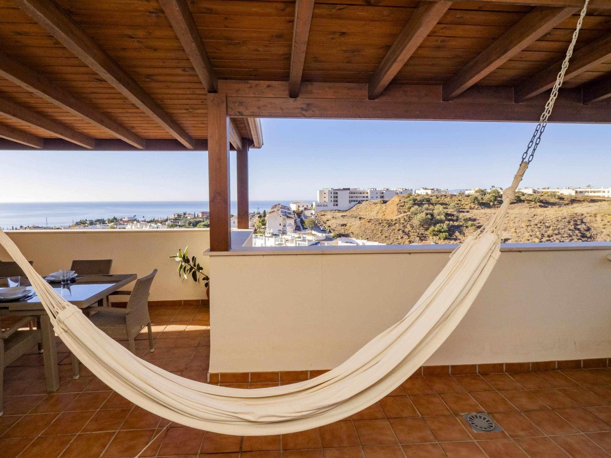 Atico Con Vistas Al Mar Piscina Y Parking Apartment Malaga Bagian luar foto